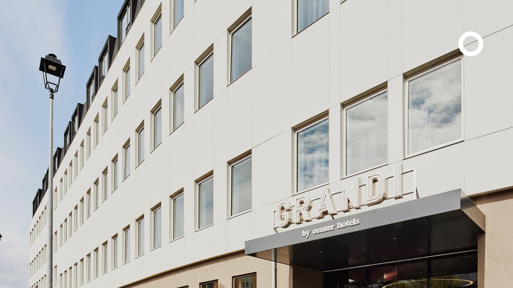 Hotell Grandi By Center 4*